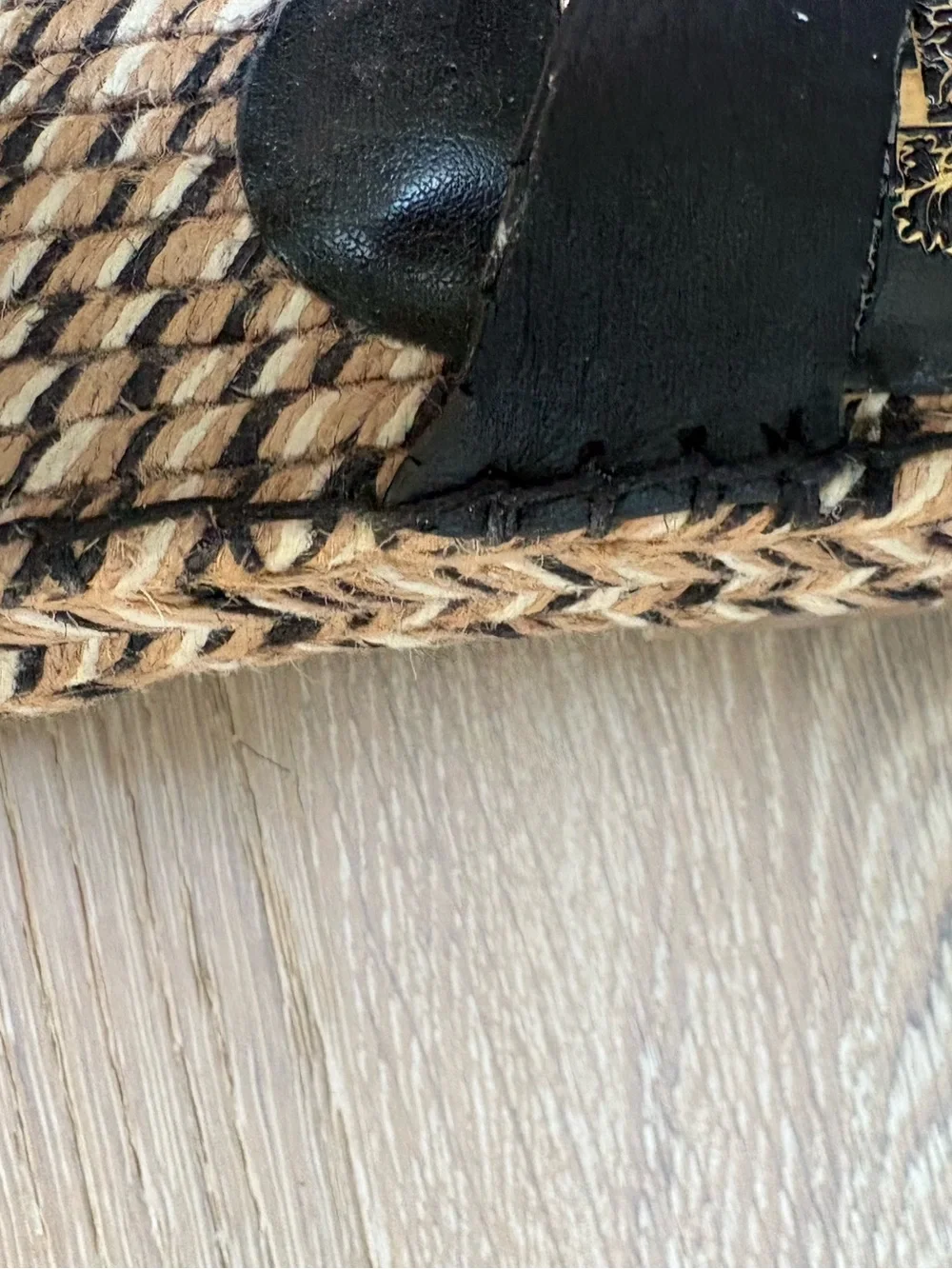 Black Leather Espadrille Platform Sandals Size 8 Vince Camuto - Picture 11 of 11